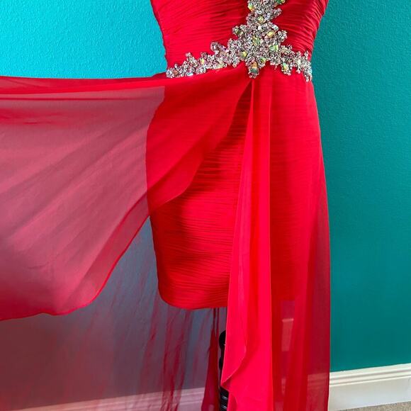 Mac Duggal 65126 Cherry Red Gala Prom Gown Dress Formal Elegant Beaded Size 0 - Picture 6 of 10